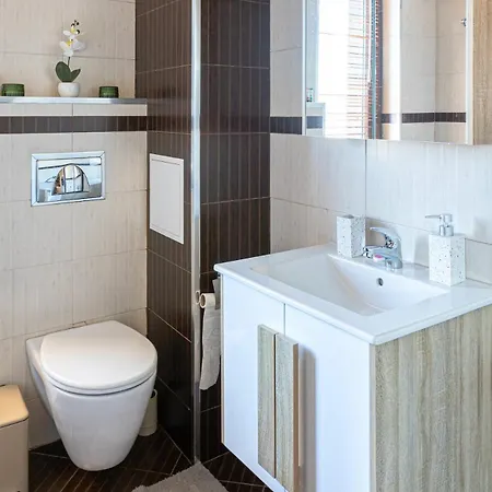 Skycloud Cozy Modern 1 Min To Gondola Appartement Bansko